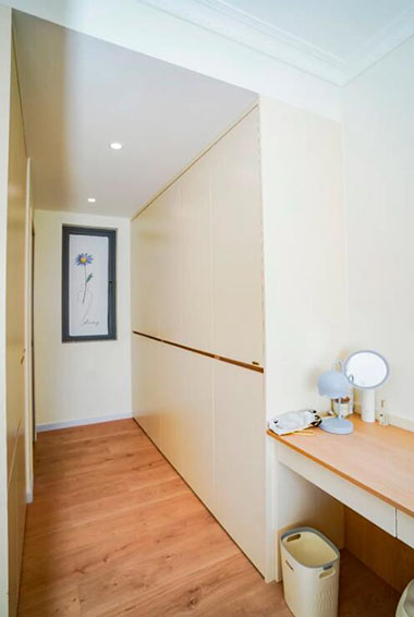 誰說極簡=冷冰冰？這個家把溫暖和高級感玩明白了